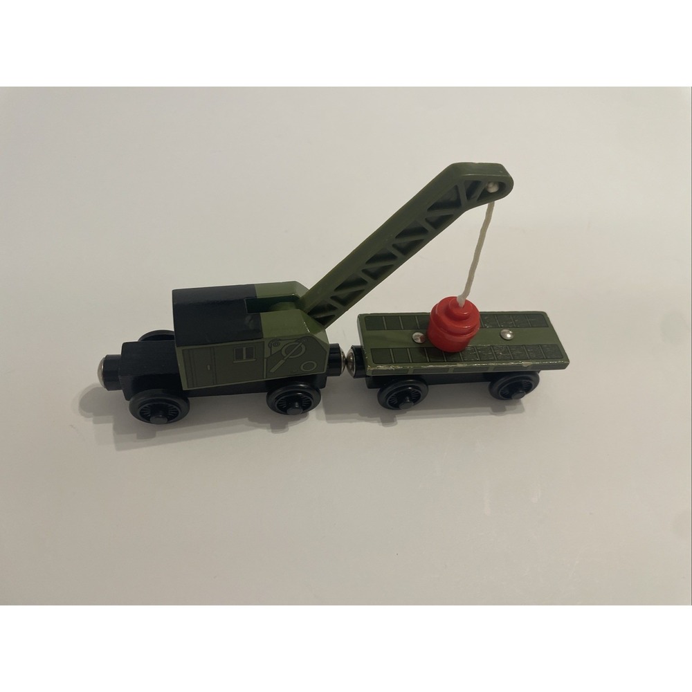 Thomas & Friends Wooden Railway Breakdown Train w/Magnet & Flatbed Car